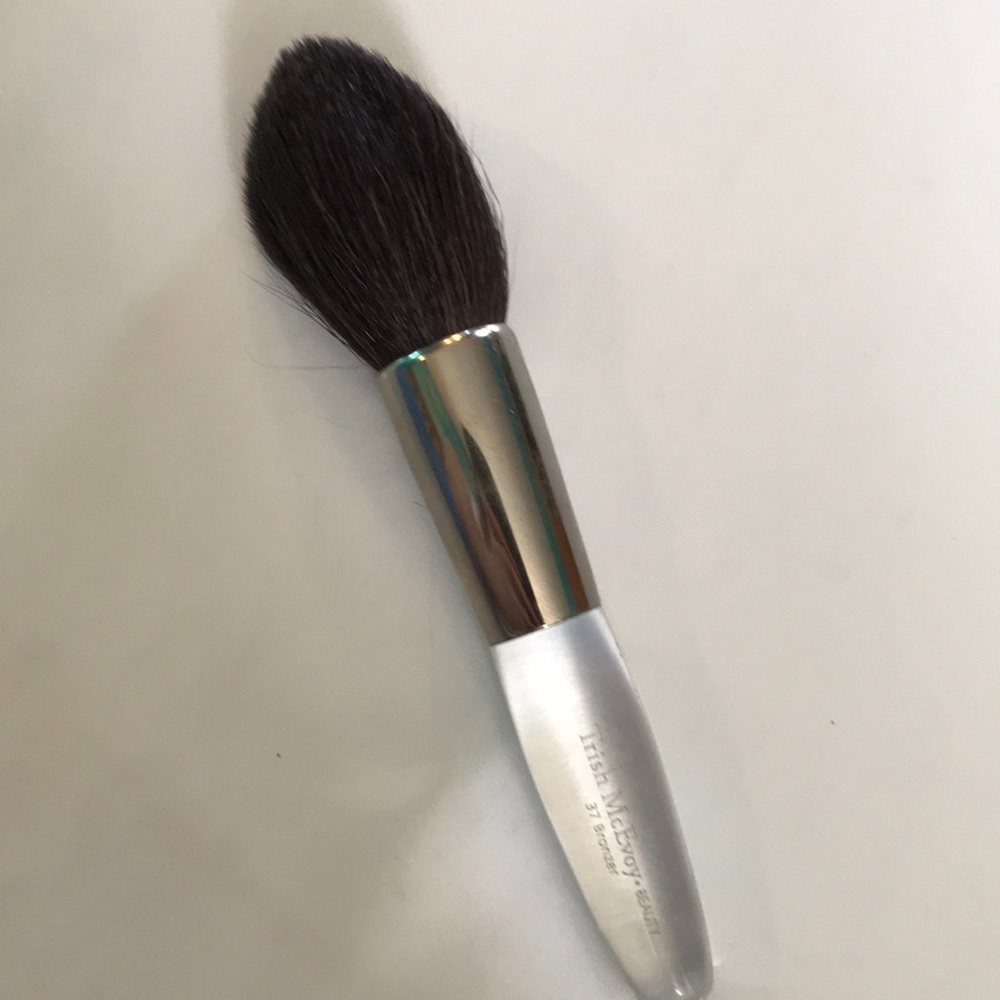 Very soft bronzer brush from Trish McEvoy